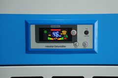 Máy Hút Ẩm Fujihaia DH168BG Tích Hợp Công Nghệ Cao Thân Thiện Với Môi Trường Kiểu Dáng Hiện Đại