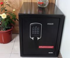 Két sắt Honeywell 2605 chống cháy chống nước dung tích 25,4 lít trọng lượng 51,2kg