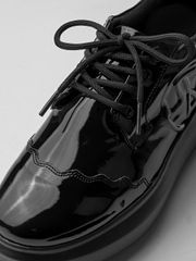 UTAA Enamel Derby Kiltie Golf Sneakers : Women's Black