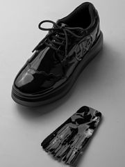 UTAA Enamel Derby Kiltie Golf Sneakers : Women's Black
