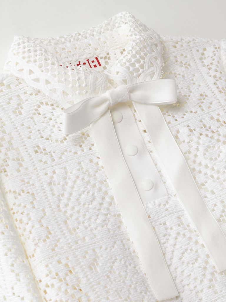 UTAA Pixel Tile Ribbon Lace Sleeve : White