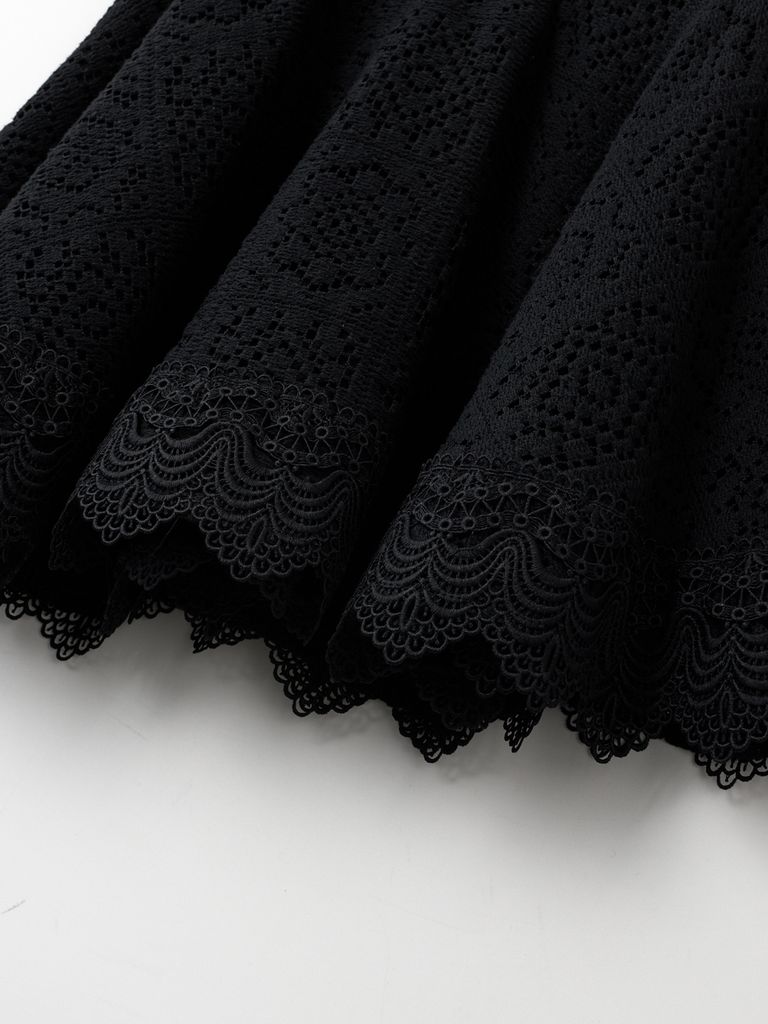 UTAA Pixel Tile Lace Flare Skirt: Black