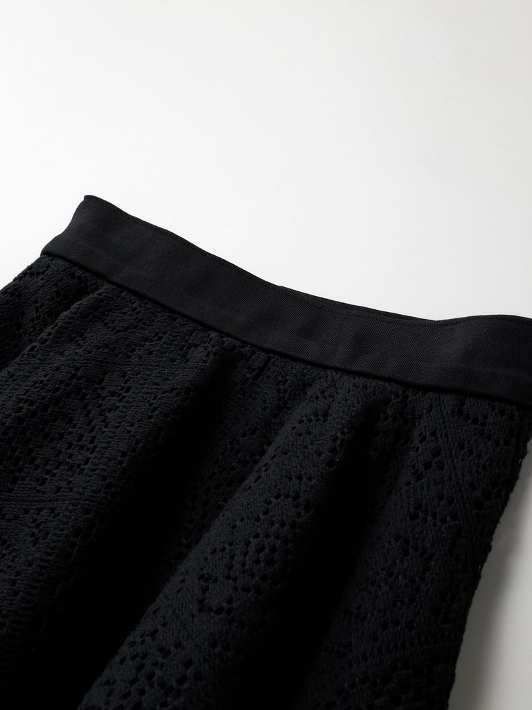 UTAA Pixel Tile Lace Flare Skirt: Black