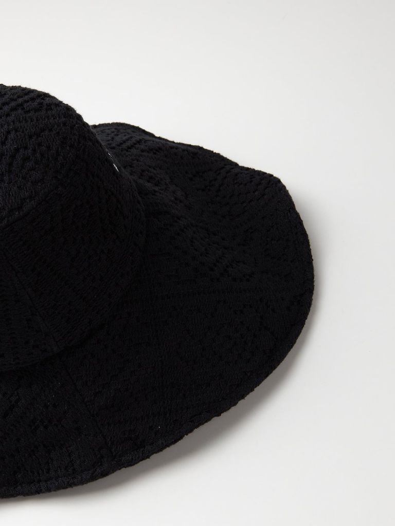 UTAA Pixel Tile Lace Bucket Hat : Women's Black