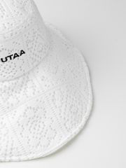 UTAA Pixel Tile Lace Bucket Hat : Women's White