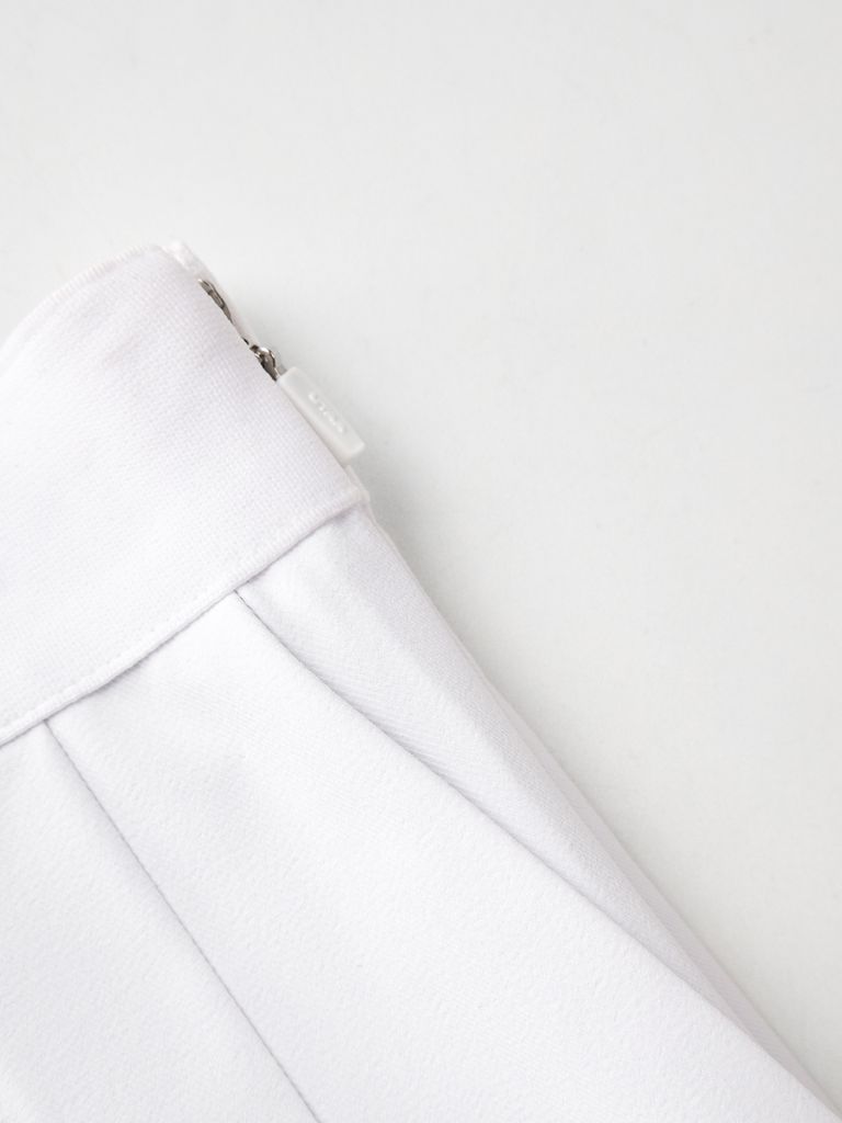 UTAA Dual Tape Mix Flare Skirt : White