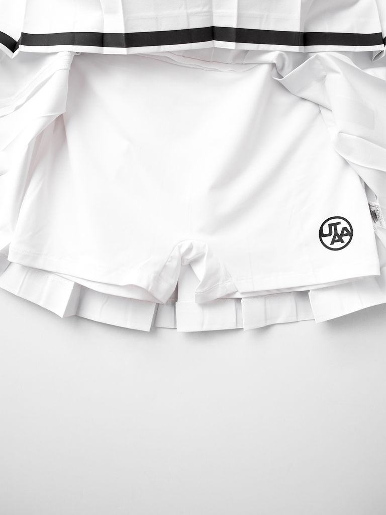 UTAA DayBreak Line Flare Skirt : White