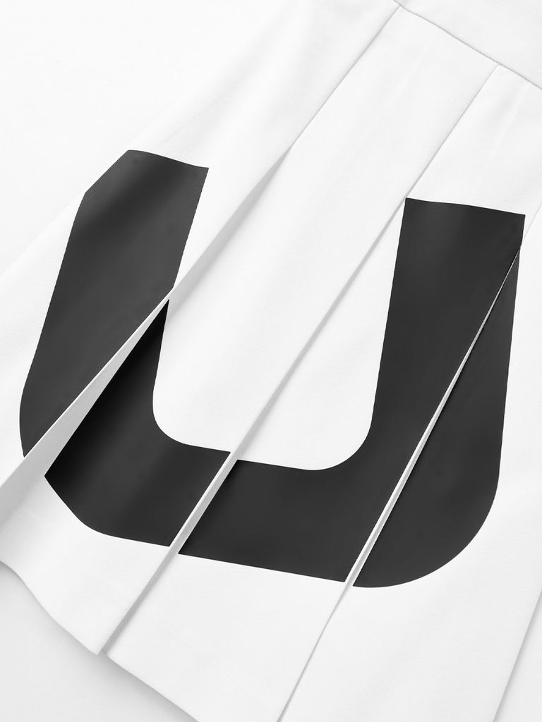 UTAA Mont Bulk Logo Pleats Skirt : White