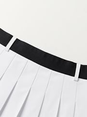 UTAA Panther Chain Pleats Skirt : White