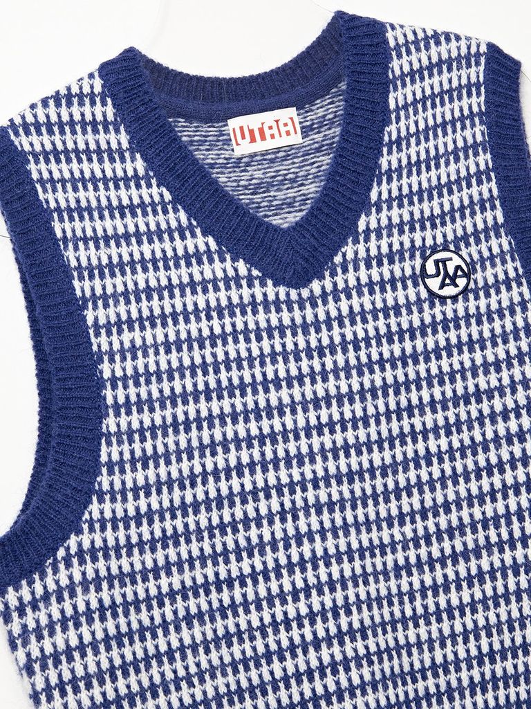 UTAA Rabbit Tooth Knit Vest : Sky Blue