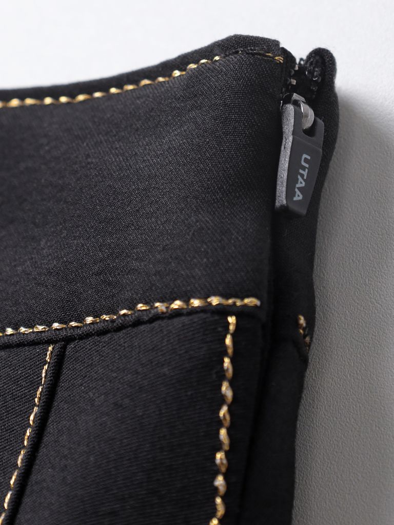 UTAA Gild Craft Flare Skirt : Black