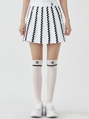 UTAA Tilde Wave Pleats Skirt : White