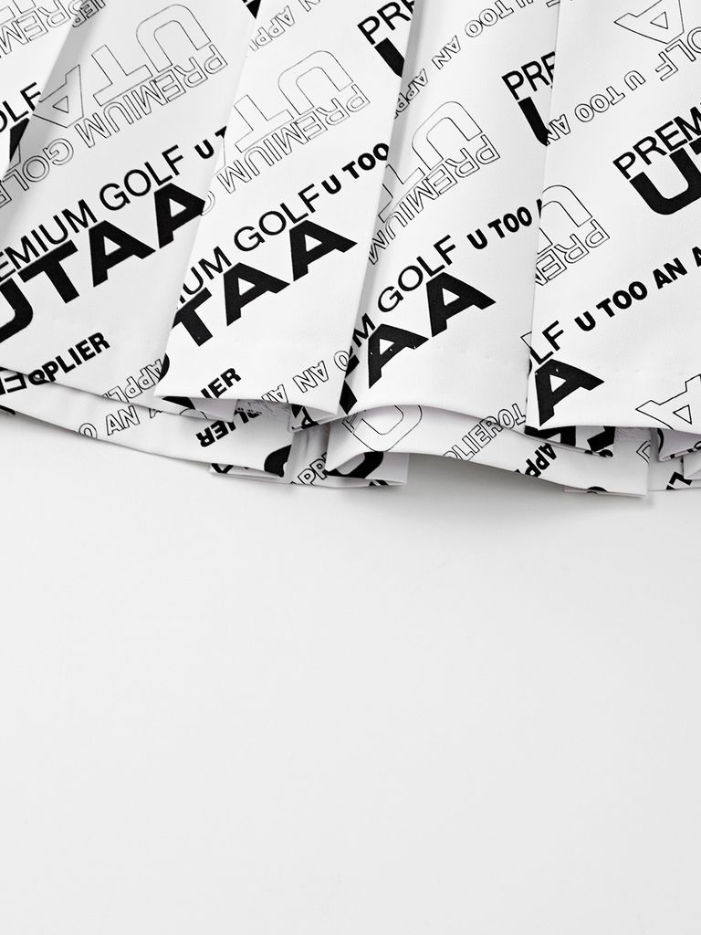 UTAA Logo Slogan Wave Pleats Skirt : White