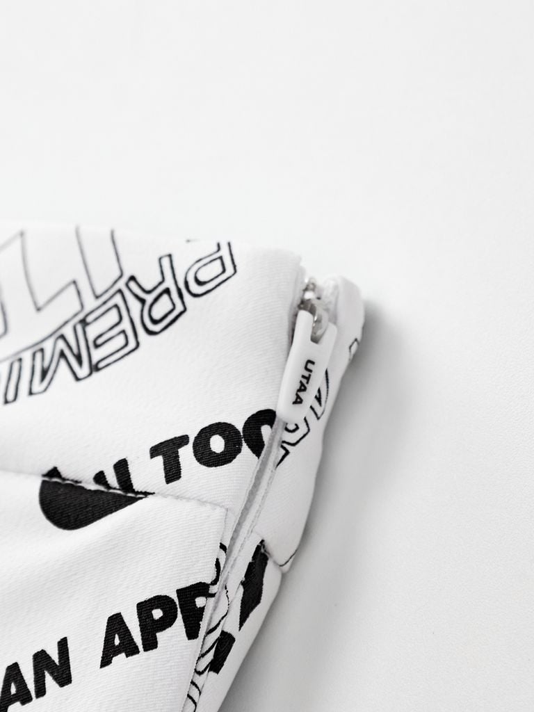 UTAA Logo Slogan Wave Pleats Skirt : White