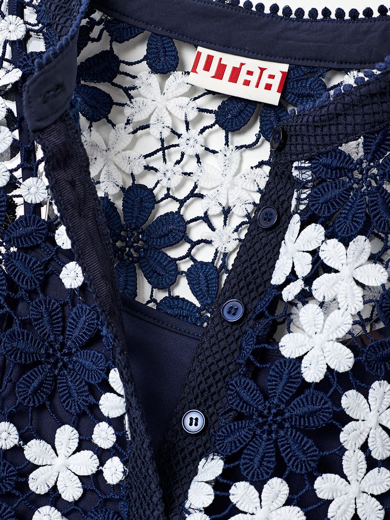 UTAA Lace Flower Net Henry Neck Blouse : Navy