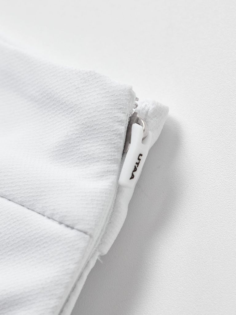 UTAA Tilde Wave Stripe Pleats Skirt : White