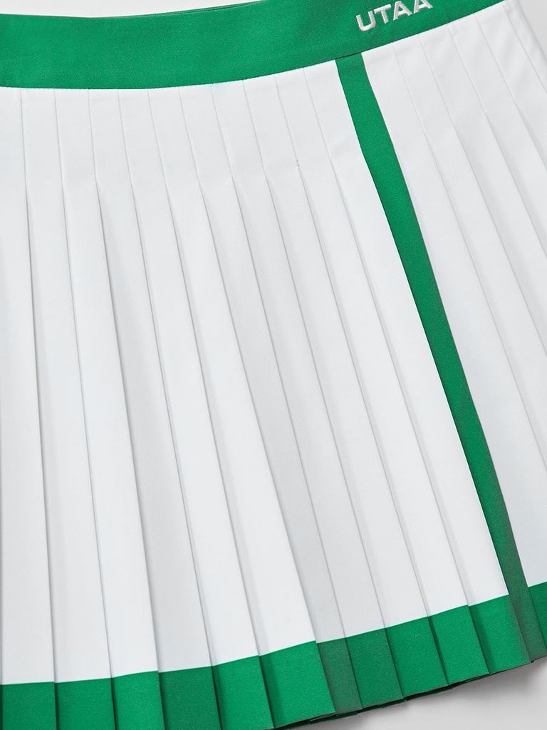 UTAA Line Basic Pleats Skirt : White