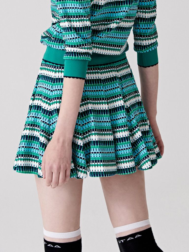 UTAA Spread Pattern Pinking Flare Skirt : Green