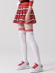 UTAA Spread Pattern Pinking Flare Skirt : Red