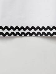 UTAA Swing Fit Egis Tilde Wave PK Sleeve : Women's White