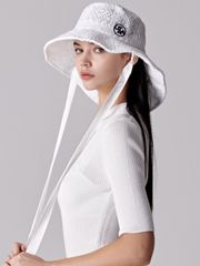 UTAA Pixel Tile Lace Bucket Hat : Women's White