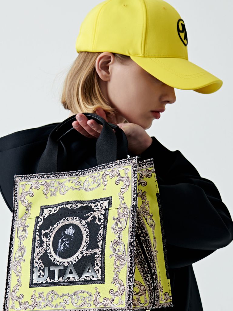 UTAA Figure Symbol Cushion Golf cap : Yellow