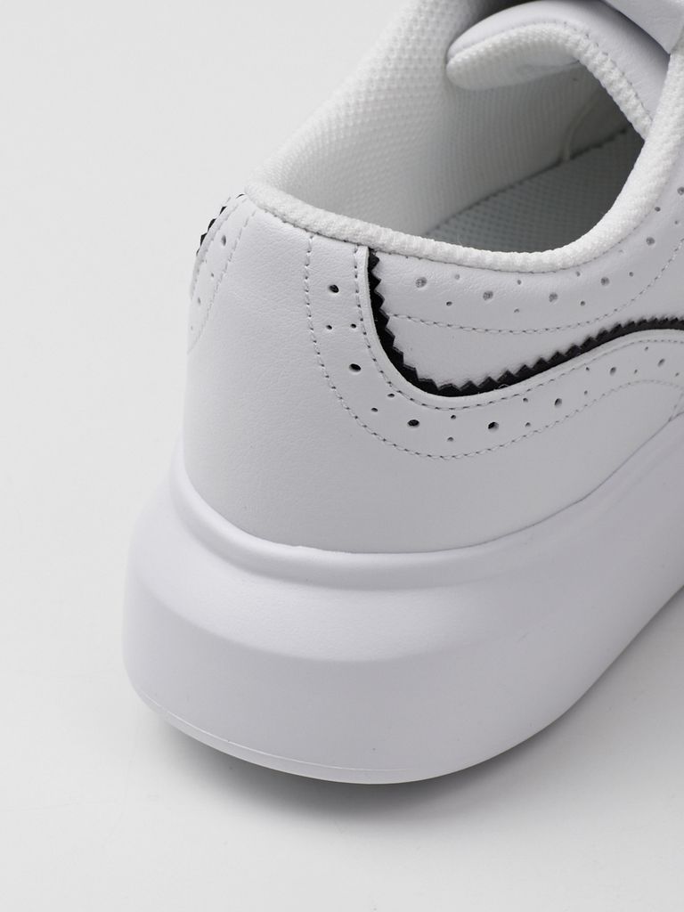 UTAA Punching Derby Kiltie Sneakers : Women's White