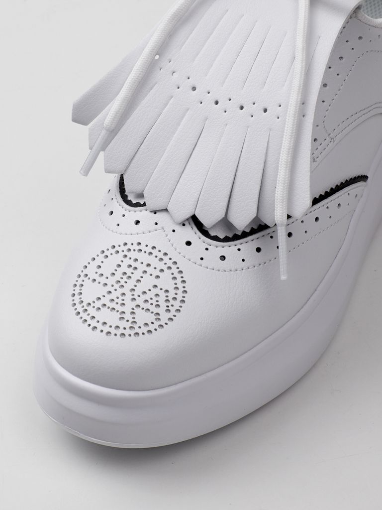 UTAA Punching Derby Kiltie Sneakers : Women's White