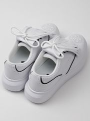 UTAA Punching Derby Kiltie Sneakers : Women's White