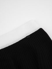 UTAA Wave Flare Knit Skirt : Women's Black
