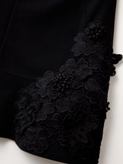 UTAA Flower Lace Half Flare  Skirt: Women's Black