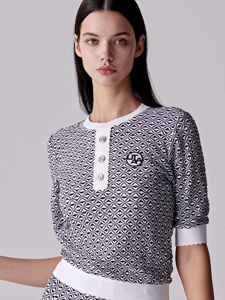 UTAA Ripple Pattern Sleeve T-Shirt : Women's Black