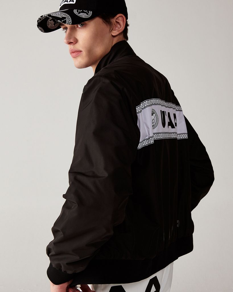 UTAA Mesh Windbreaker Jumper : Men's Black