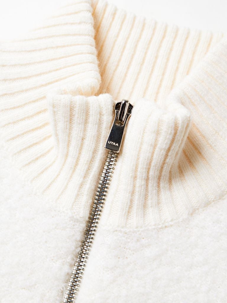 UTAA Stitch Logo Knit Vest : Women's White