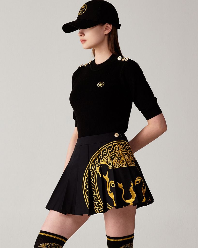 UTAA Ducat Gold Regina Knit : Women's Black