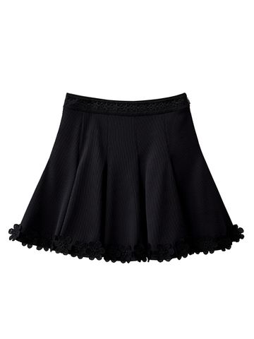 UTAA Blossom Prime Flare Skirt : Black