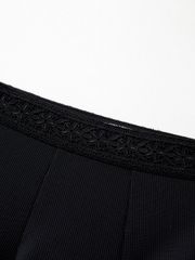 UTAA Blossom Prime Flare Skirt : Black