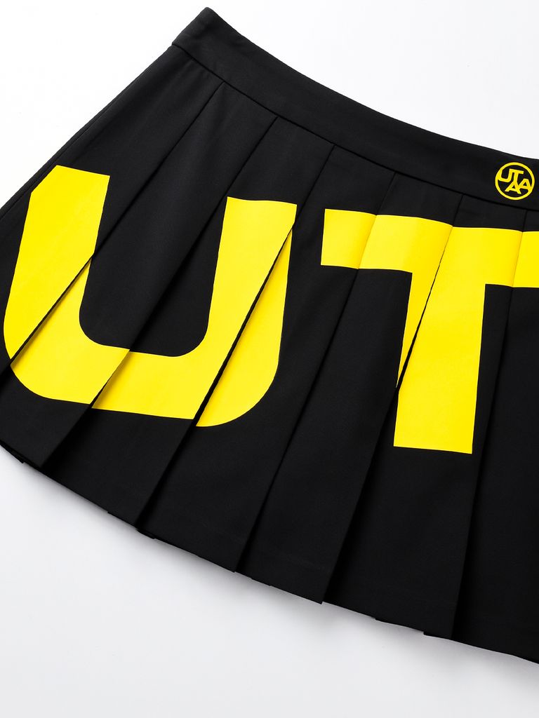 UTAA Mont Bulk Logo Pleats Skirt : Black