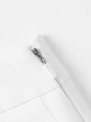 UTAA Golden Crown Ring Panther Angle Pleats Skirt : White