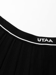 UTAA Dime Classic Knit Flare Skirt : Black