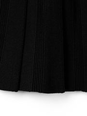 UTAA Dime Classic Knit Flare Skirt : Black