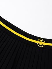 UTAA Notion Flare Knit Skirt : Black