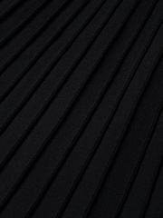UTAA Notion Flare Knit Skirt : Black