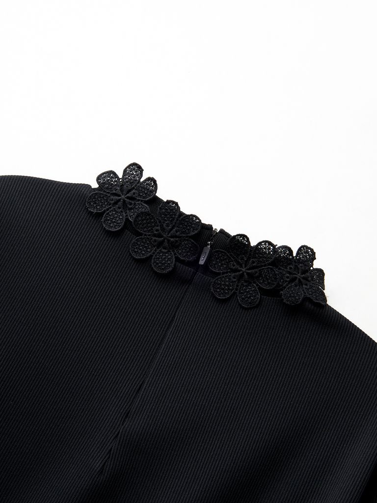 UTAA Blossom Prime Turtleneck Tee : Women's Black