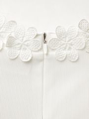 UTAA Blossom Prime Turtleneck Tee : Women's White