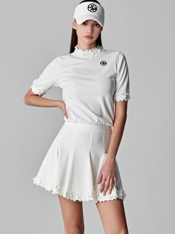 UTAA Blossom Prime Turtleneck Tee : Women's White