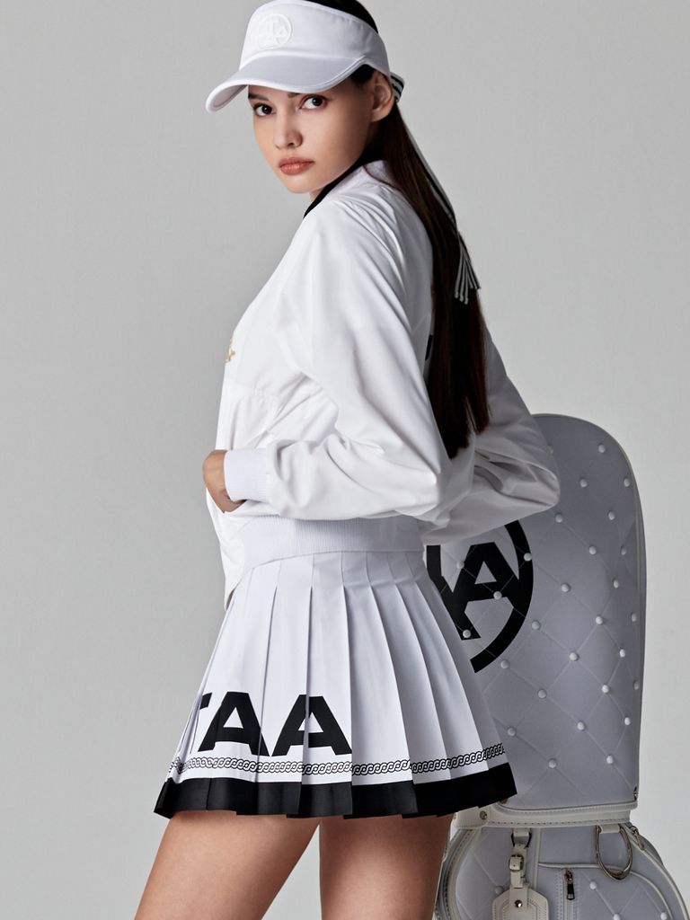 UTAA Golden Crown Ring Panther Windbreaker Jumper : Women's White