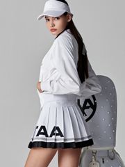 UTAA Golden Crown Ring Panther Windbreaker Jumper : Women's White