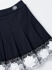 UTAA Notredame Floral Lace Pleats Skirt : Navy