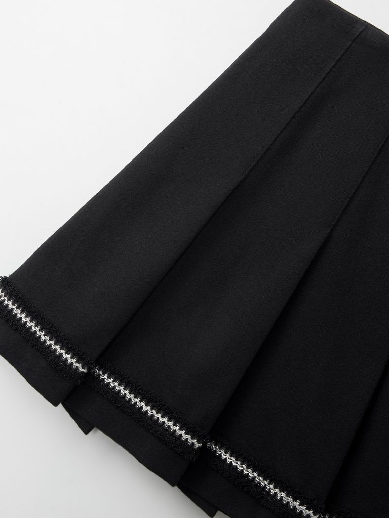 UTAA Tassel Lace Pleats Skirt : Black